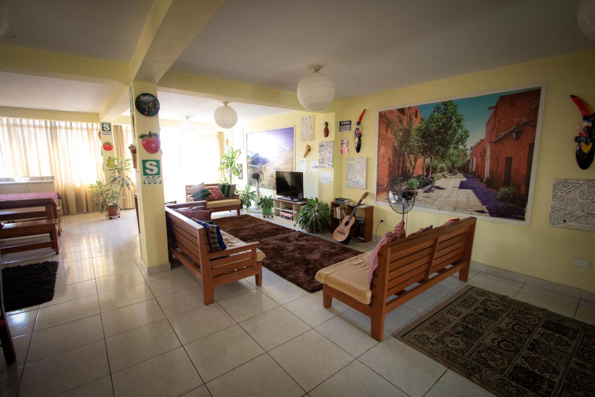 A Pousada Mama Backpackers Lima Exterior foto