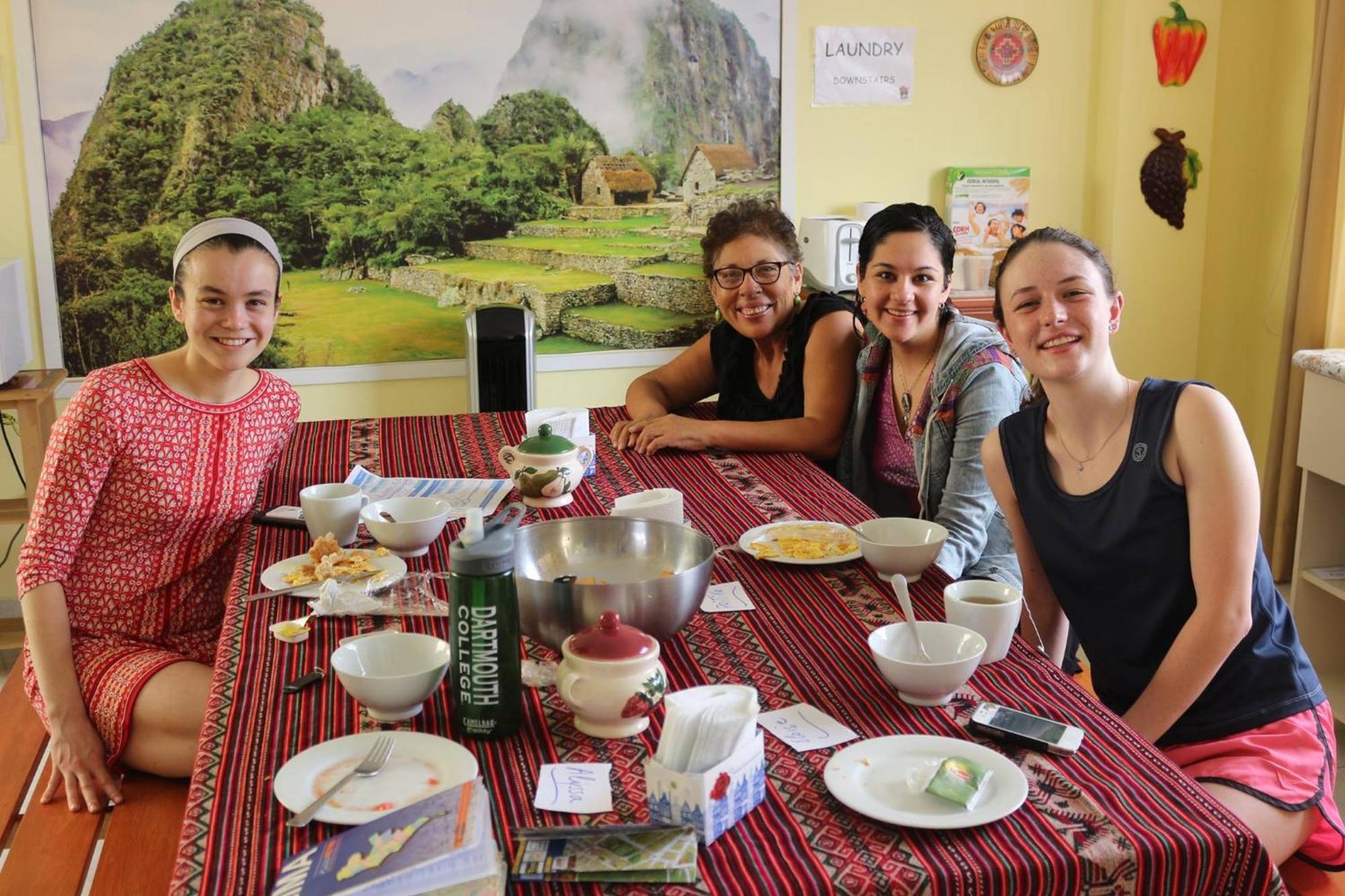 A Pousada Mama Backpackers Lima Exterior foto