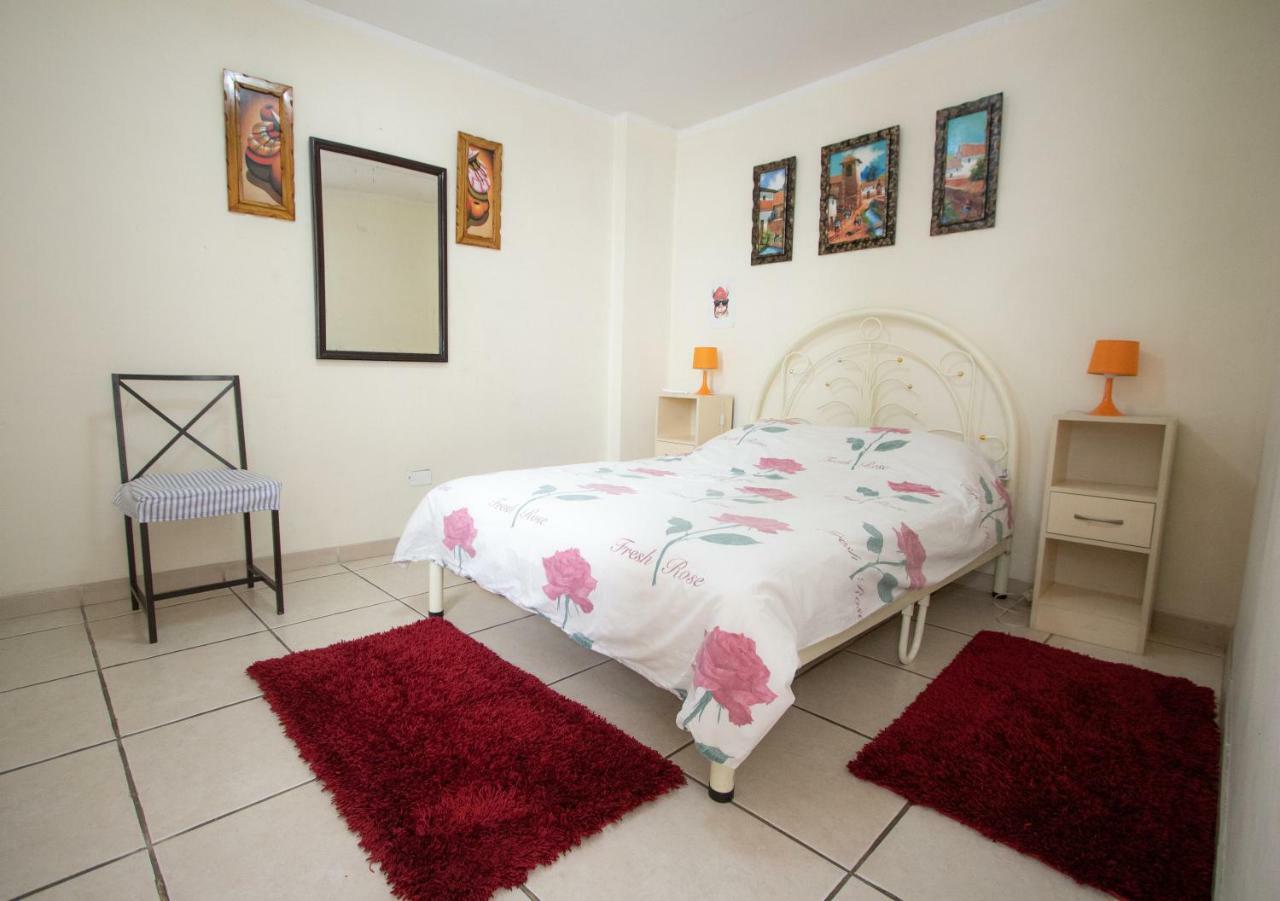 A Pousada Mama Backpackers Lima Exterior foto